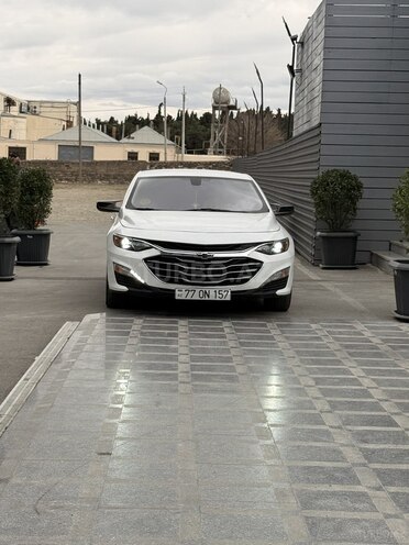 Chevrolet Malibu-3