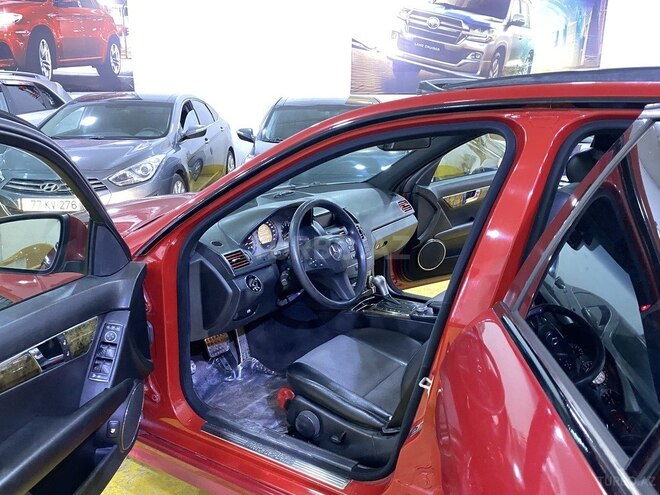 Mercedes C 250-11