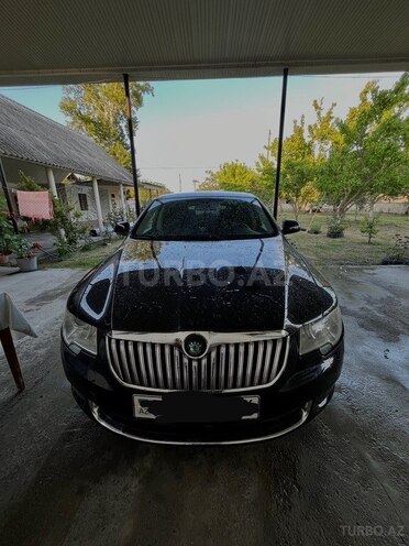 Skoda Superb-1