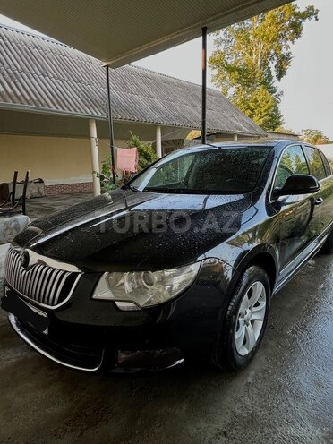 Skoda Superb-8