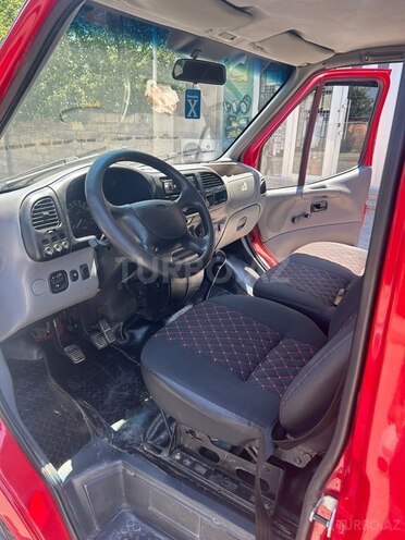 Ford Transit-7