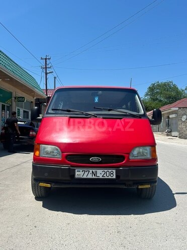 Ford Transit-2