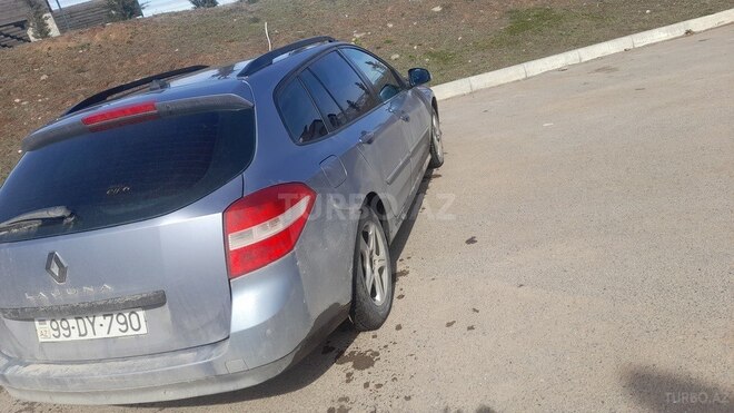 Renault Laguna-2