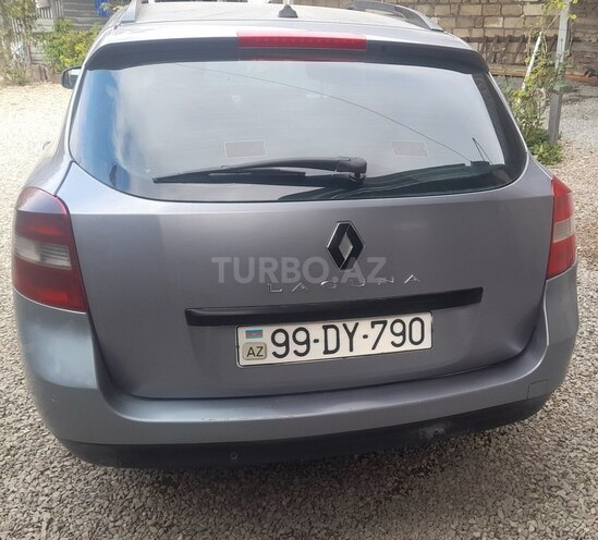 Renault Laguna-7