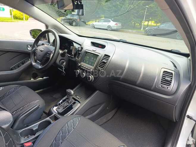 Kia Forte-7
