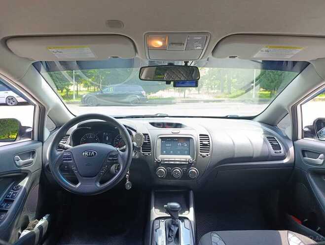 Kia Forte-12
