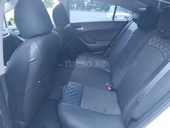 Kia Forte-10