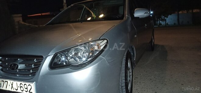 Hyundai Avante-11