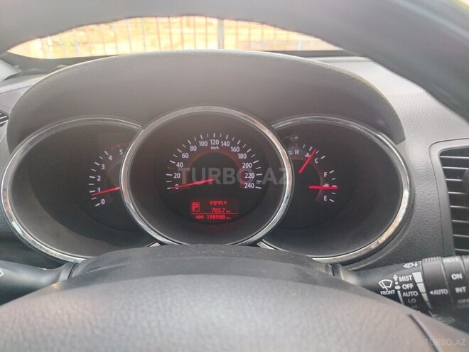 Kia Sorento-15
