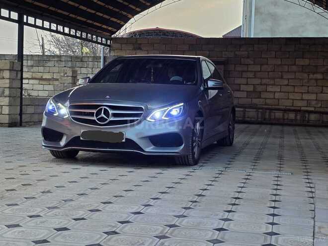 Mercedes E 250 4MATIC-20