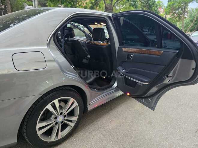 Mercedes E 250 4MATIC-5