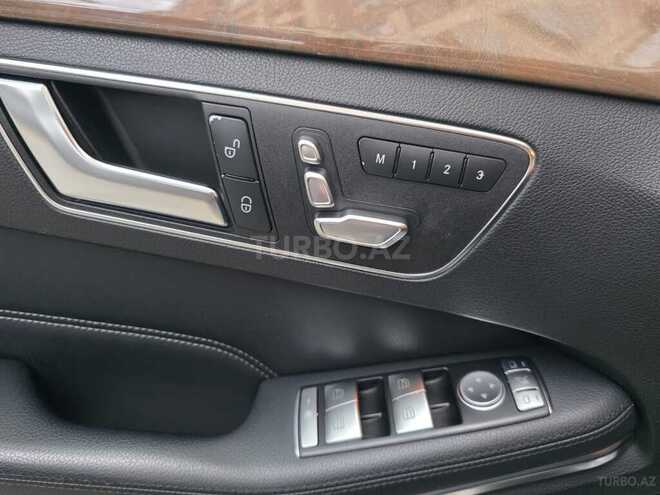 Mercedes E 250 4MATIC-6