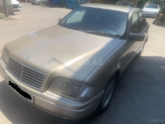 Mercedes C 180-4