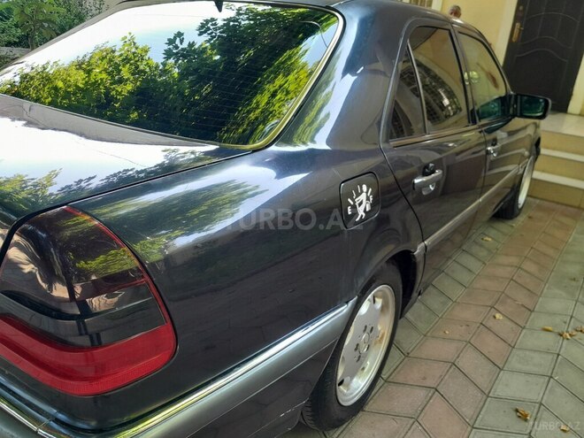 Mercedes C 180-8