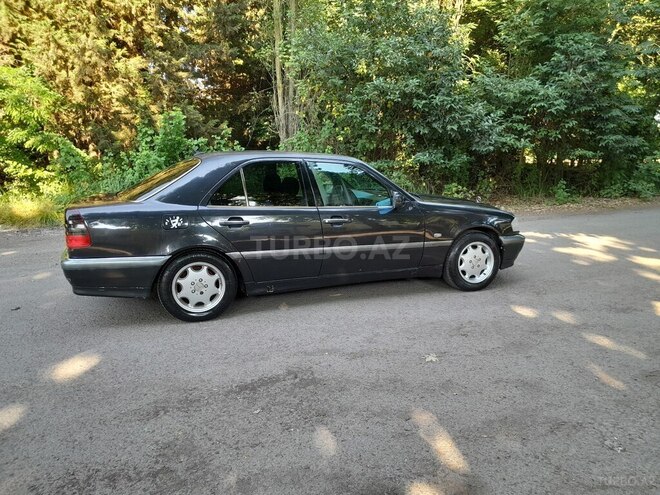 Mercedes C 180-16