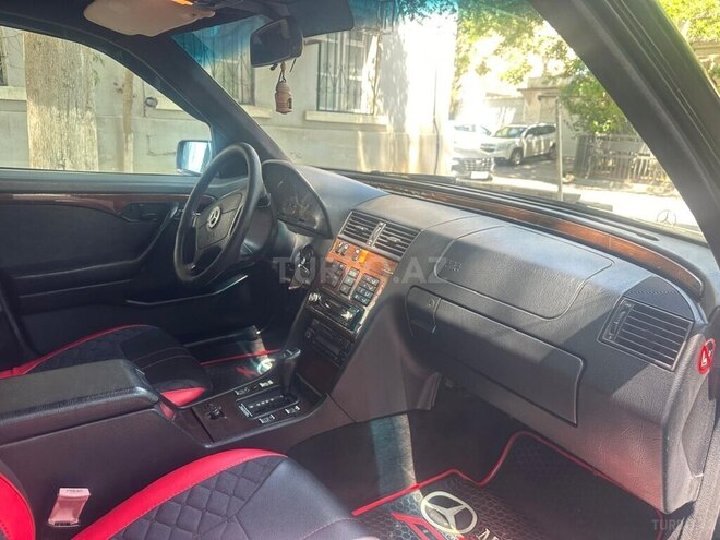 Mercedes C 200-9