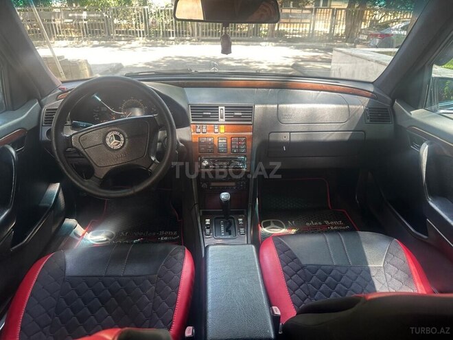 Mercedes C 200-7