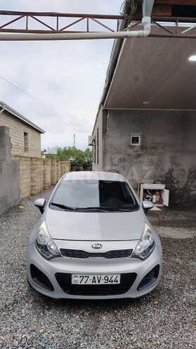 Kia Rio-1