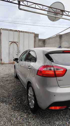 Kia Rio-4