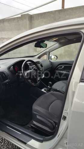 Kia Rio-9