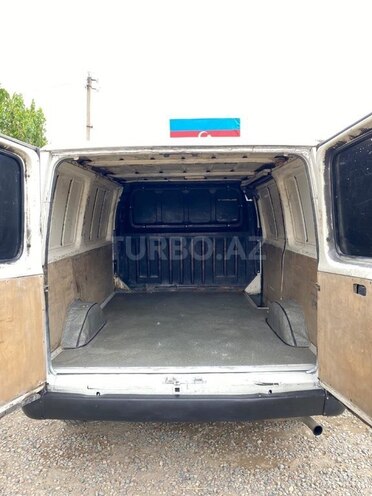Ford Transit-6