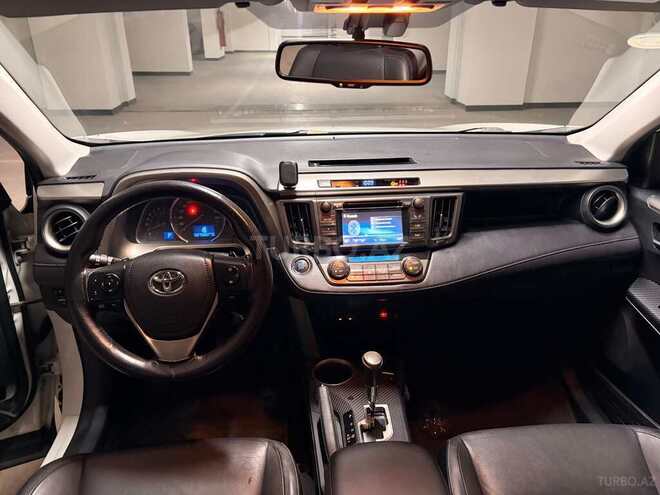Toyota RAV4-20