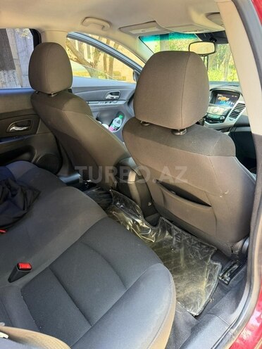 Chevrolet Cruze-9