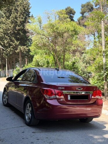 Chevrolet Cruze-4