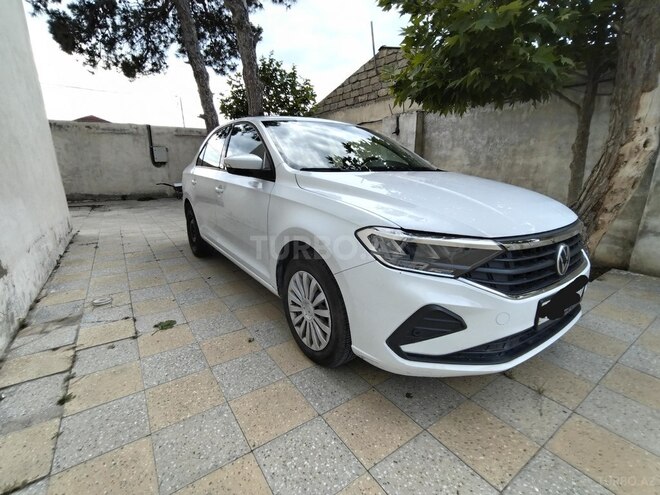 Volkswagen Polo-3