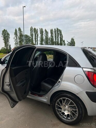 Kia Rio-7