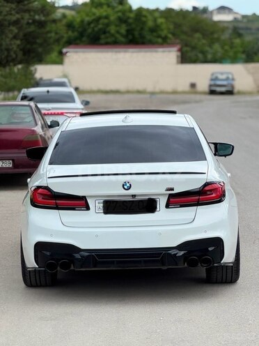 BMW 530-6