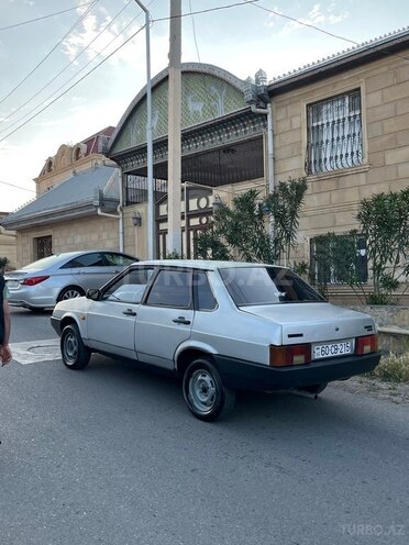 LADA (VAZ) 21099-4