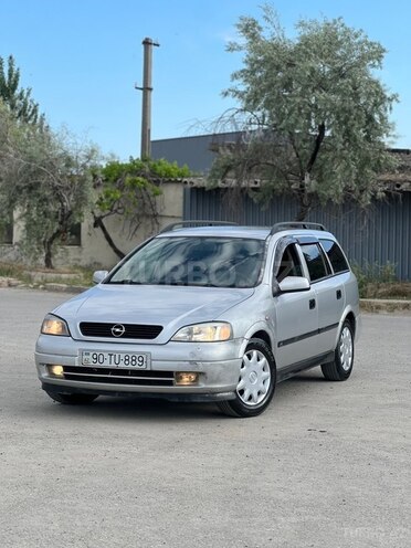 Opel Astra-1