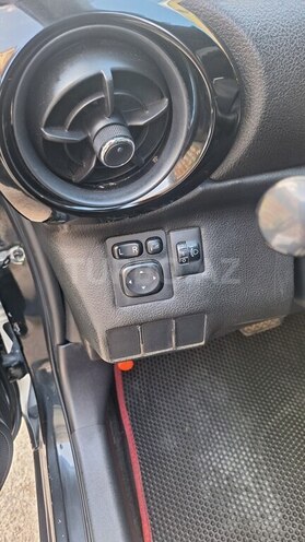 Toyota Aqua-3
