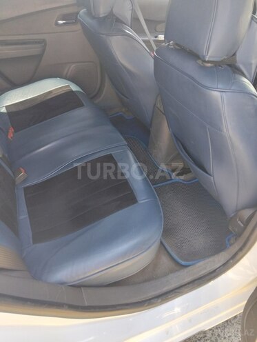 Chevrolet Cobalt-10