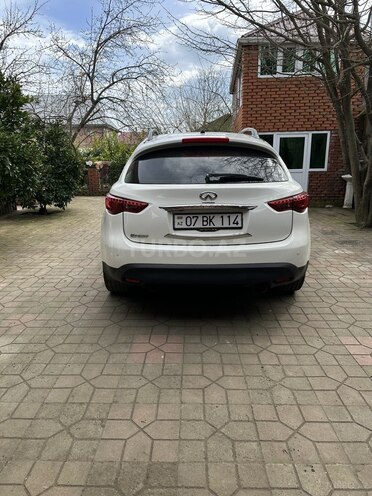 Infiniti FX35-5