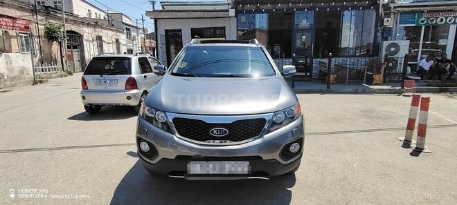 Kia Sorento-1
