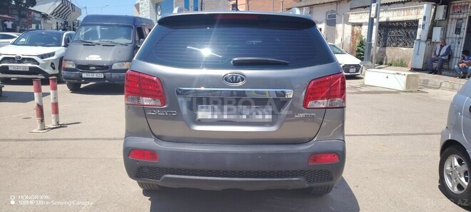 Kia Sorento-2