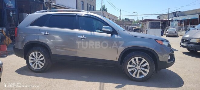 Kia Sorento-17