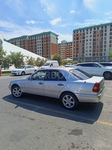 Mercedes C 180-10