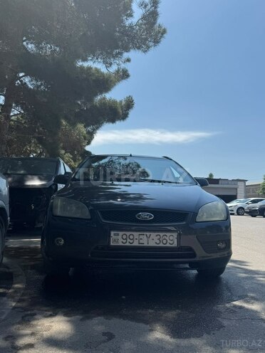 Ford Focus-1