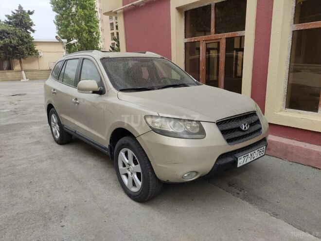 Hyundai Santa Fe-3
