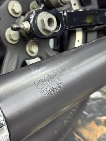 Harley-Davidson XL883N Sportster Iron 883-4