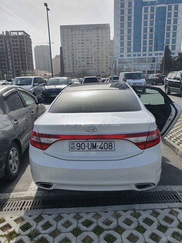 Hyundai Azera-5