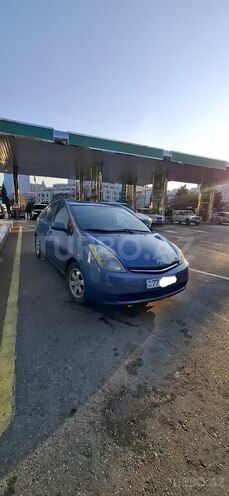 Toyota Prius-2