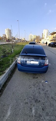 Toyota Prius-7