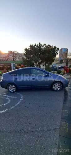 Toyota Prius-11