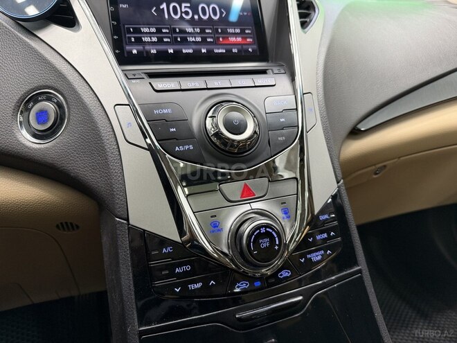 Hyundai Azera-16
