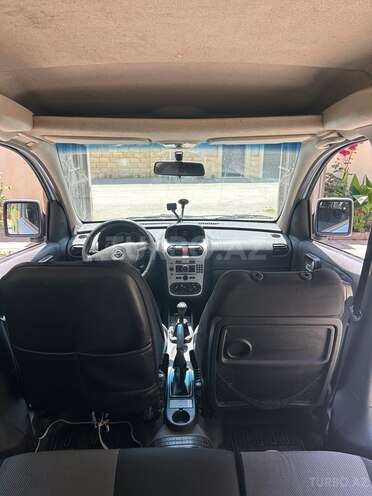 Opel Combo-7