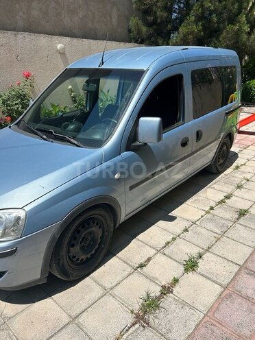 Opel Combo-2